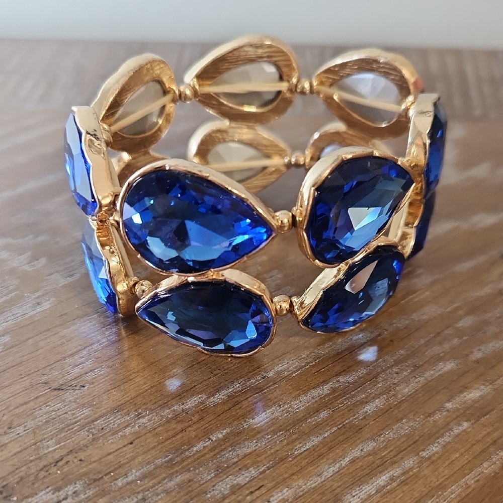 Sparkling Blue and Gold Tone Bracelet